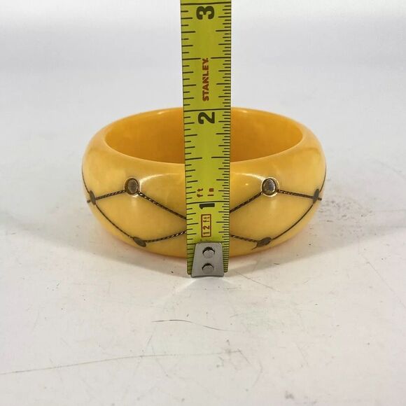 Rare Butterscotch Bakelite Bangle Bracelet Brass Injection Dot - Picture 5 of 5